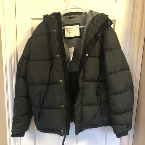 American Eagle Elevated Puffer Jacket 